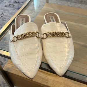 Steve Madden white loafer slides, size 9
